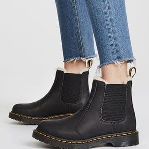 Dr. Martens Women’s 2976 Leonore Chelsea Boots Black with shearling